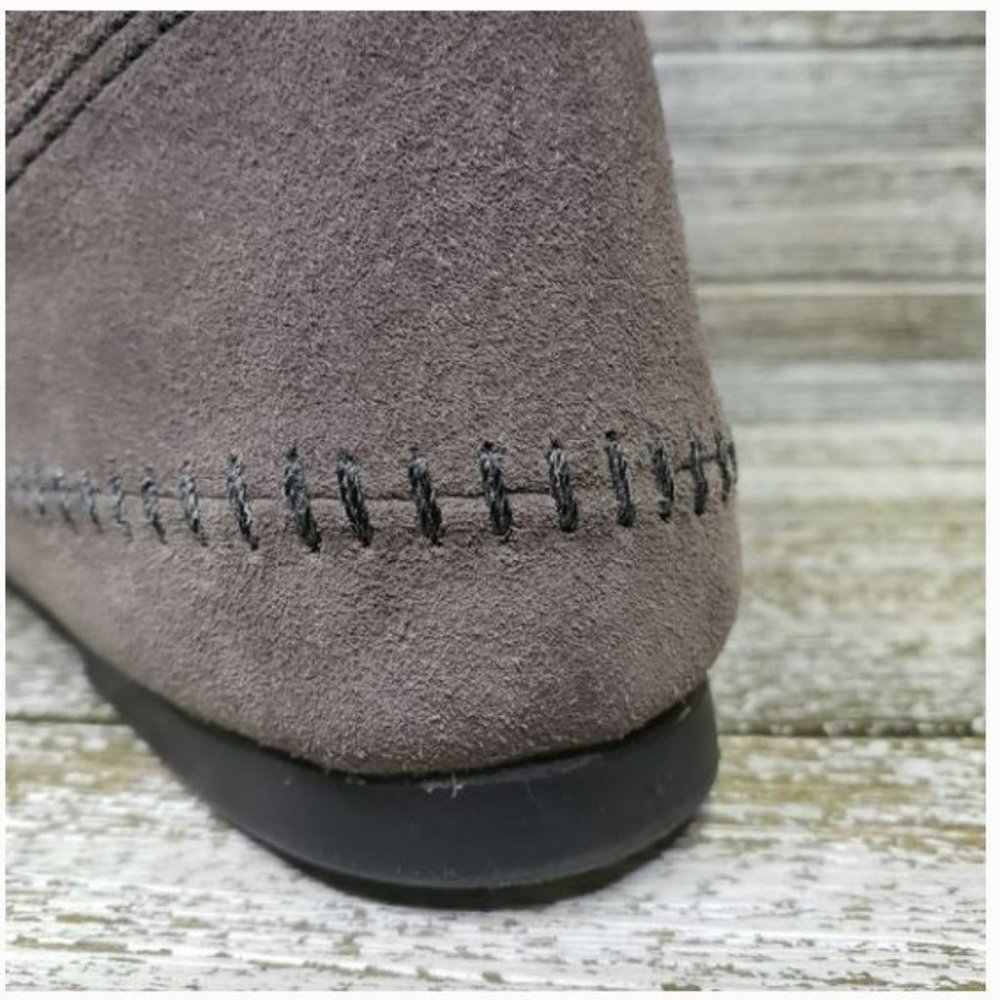 NWOT Minnetonka | 2 Layer Fringe Tassel Zip Boot | 9 | GRAY SUEDE LEATHER UNWORN - Picture 7 of 11